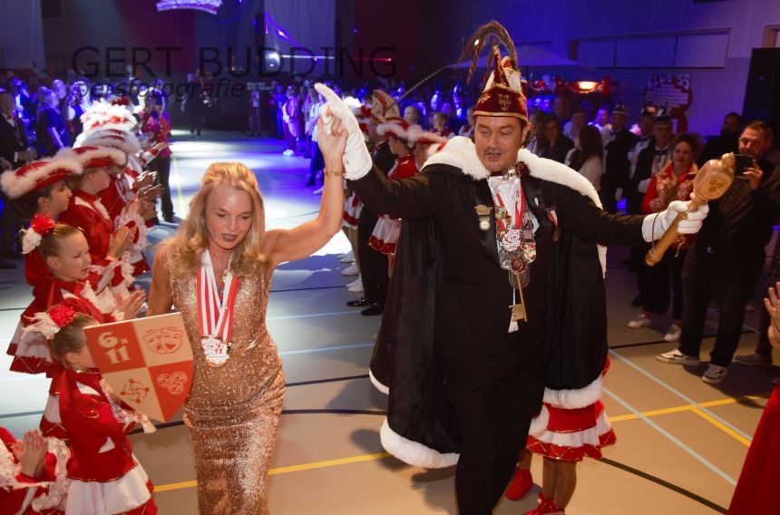 Groots jubileumfeest carnavalsvereniging De Dolle Instuivers